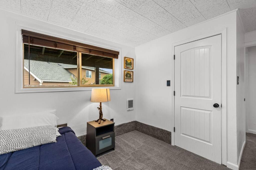 Pacific Nw Gem W/Hot-Tub 15 Minutes Airport. Apartment Auburn Exterior foto