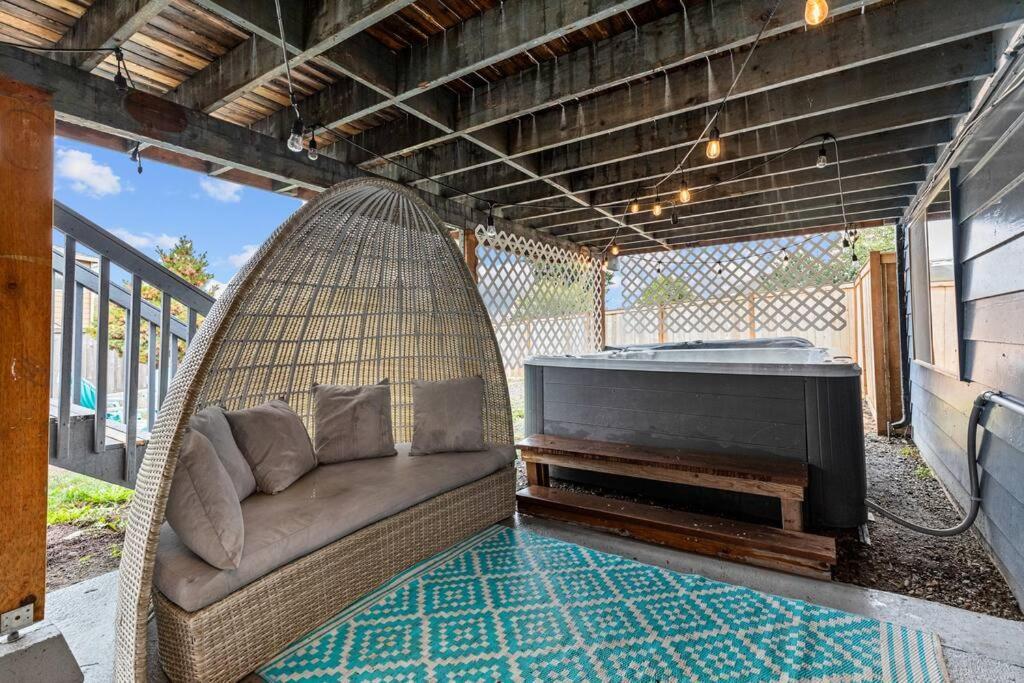 Pacific Nw Gem W/Hot-Tub 15 Minutes Airport. Apartment Auburn Exterior foto